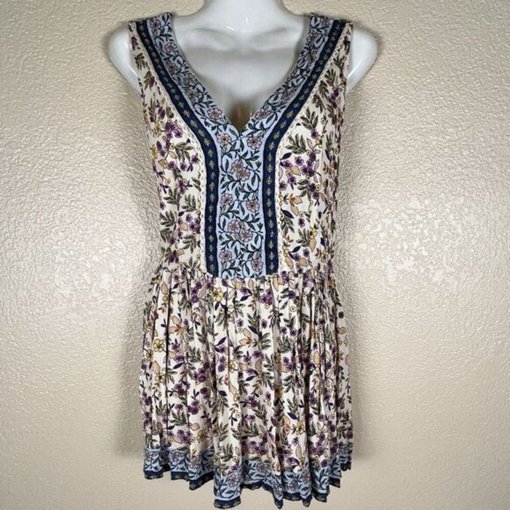 Lola P Sleeveless Top‎ With Back Cinch Tie Floral Blouse Boho Artsy Hippie Small